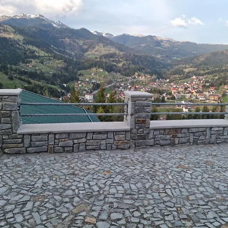 Cabanele View