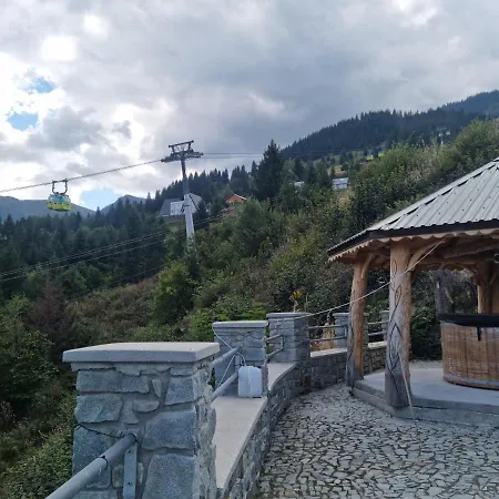 Cabanele View