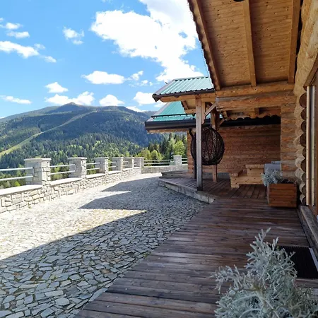Cabanele View Lodge