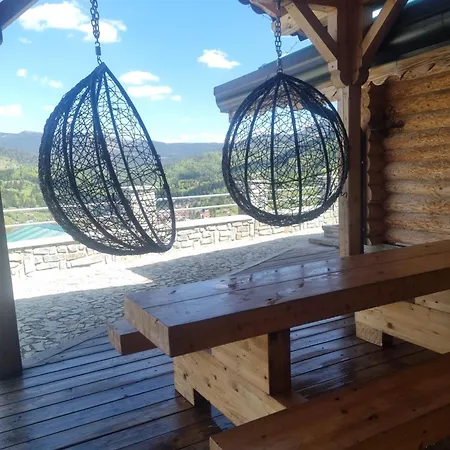 Cabanele View *